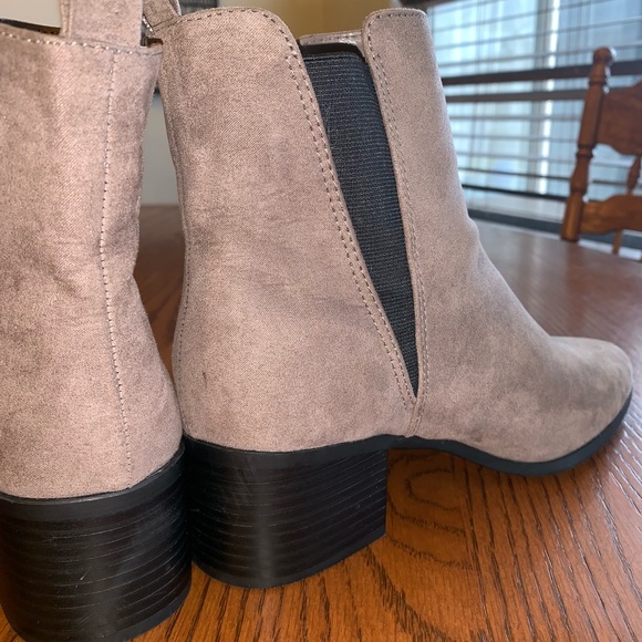 Grey/Brown Boots - Picture 2 of 4